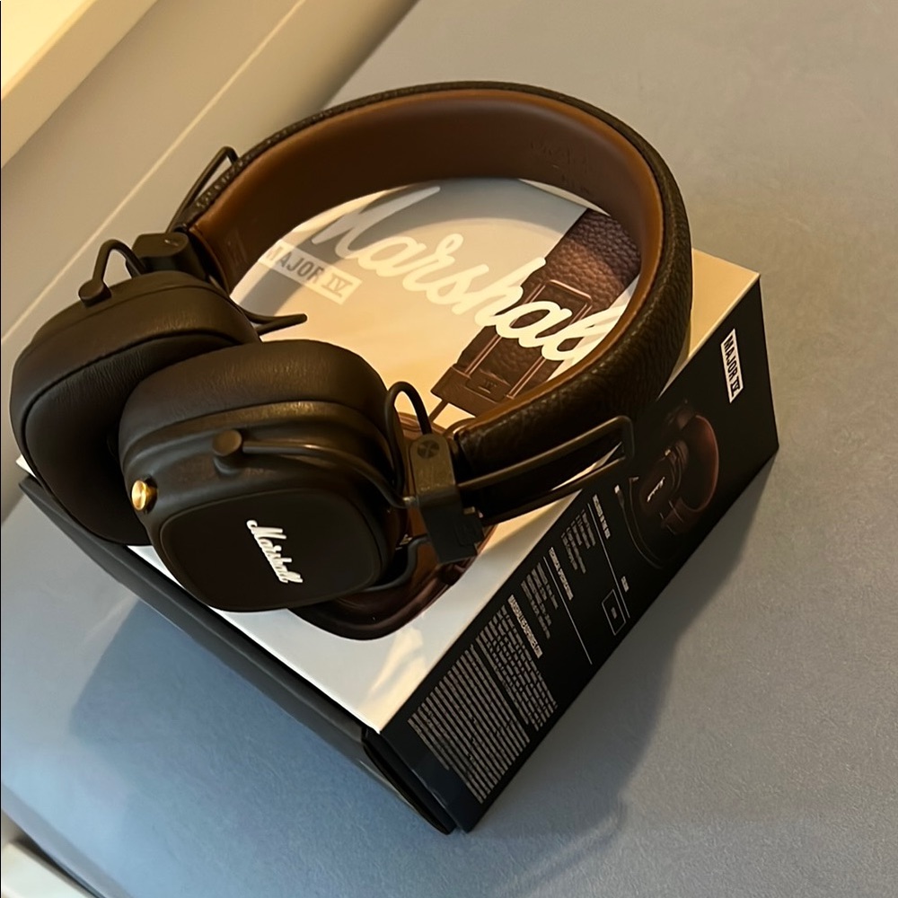 Marshall Black and Brown Headphones